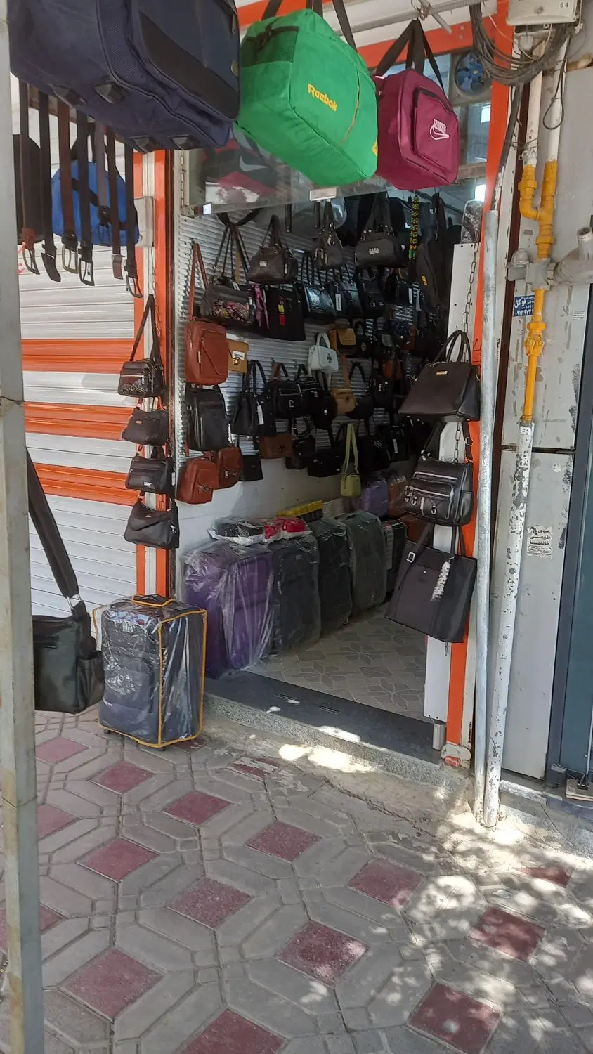 فروش مغازه تجاری مرکز شهر