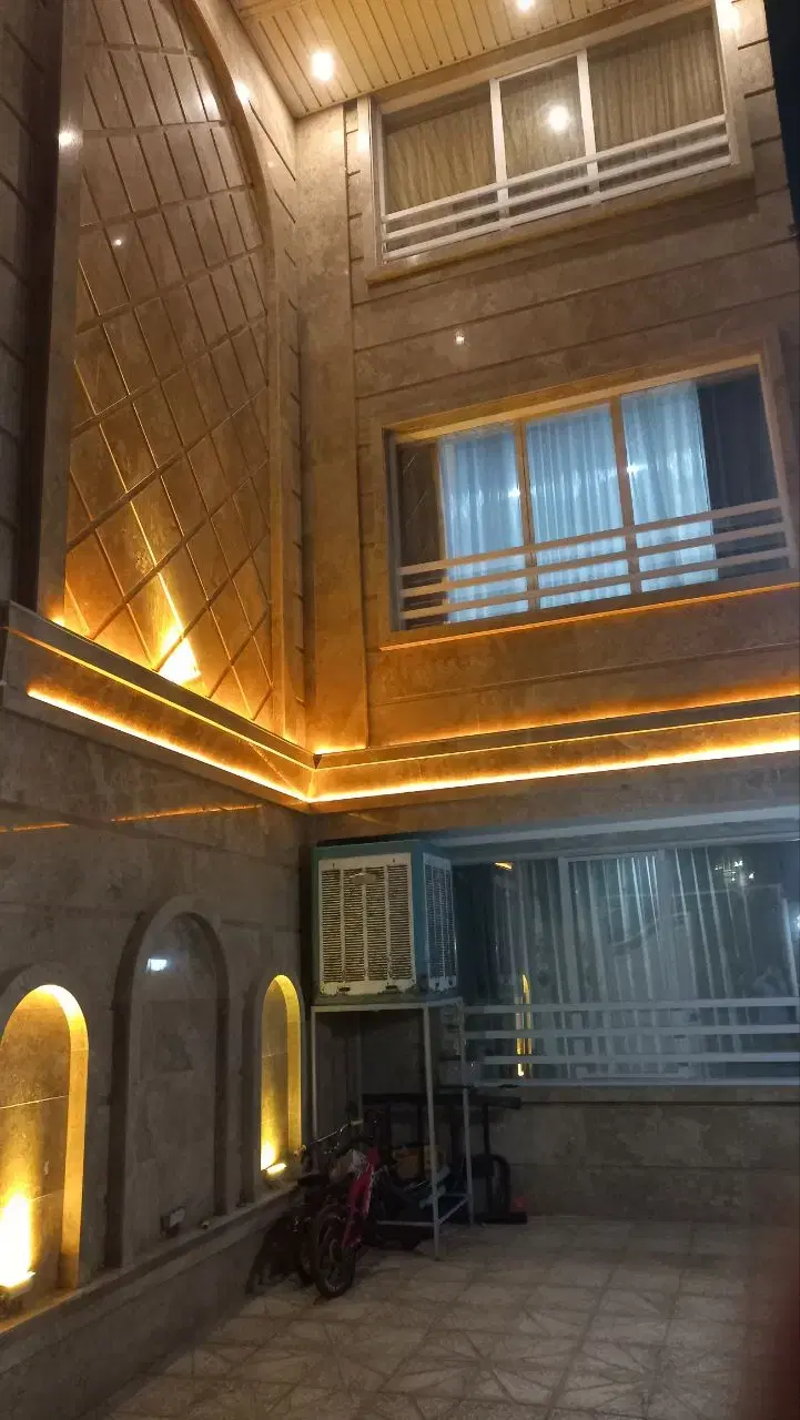 خانه سه طبقه ۲۹۰ متری شیک در یبارک شهریار