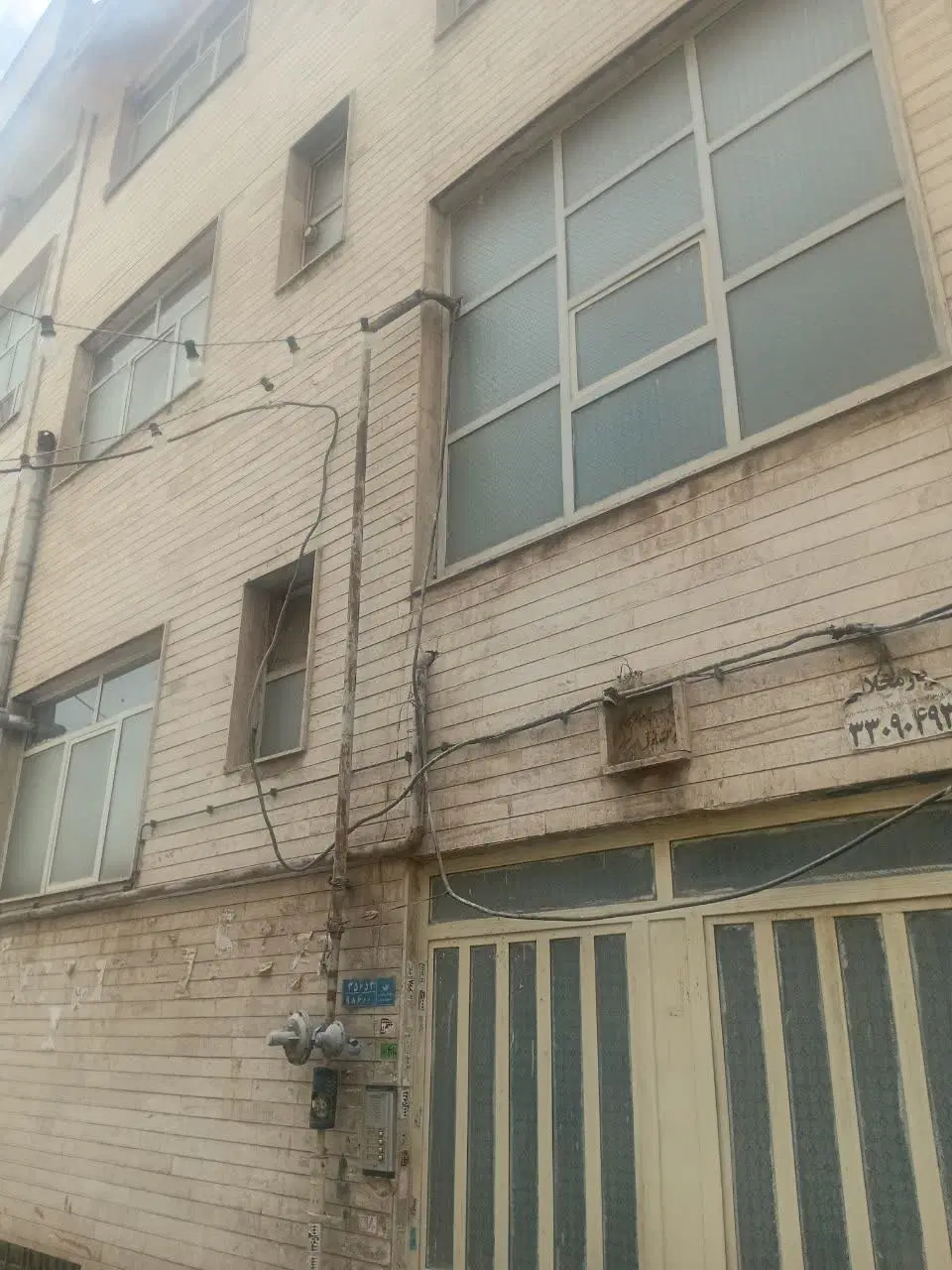 کلنگی قابل سکونت ۴طبقه مستغلات