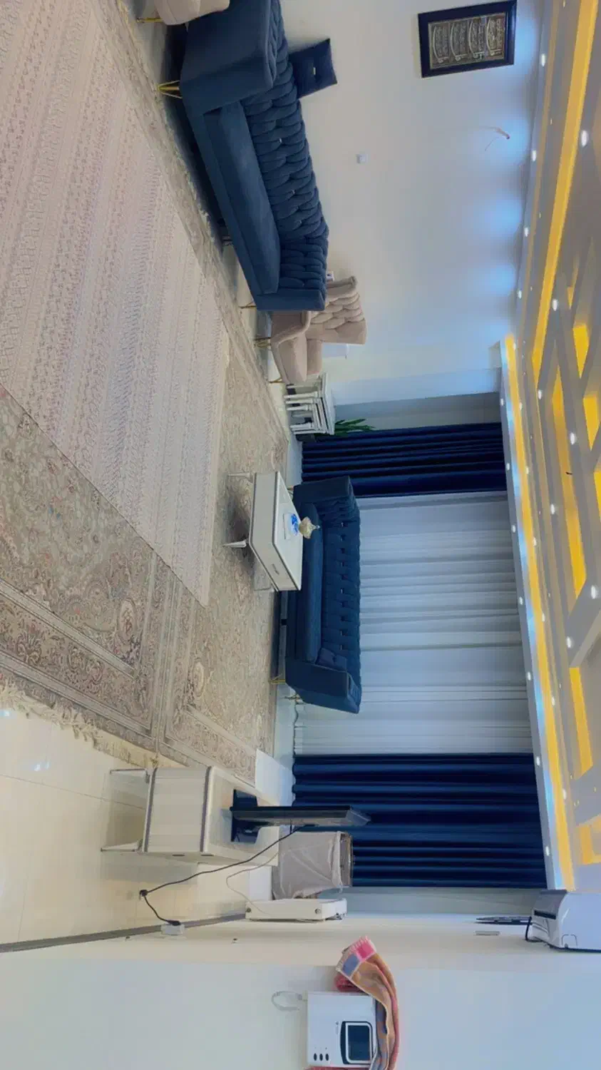 واحد لوکس ۱۷۰ متری