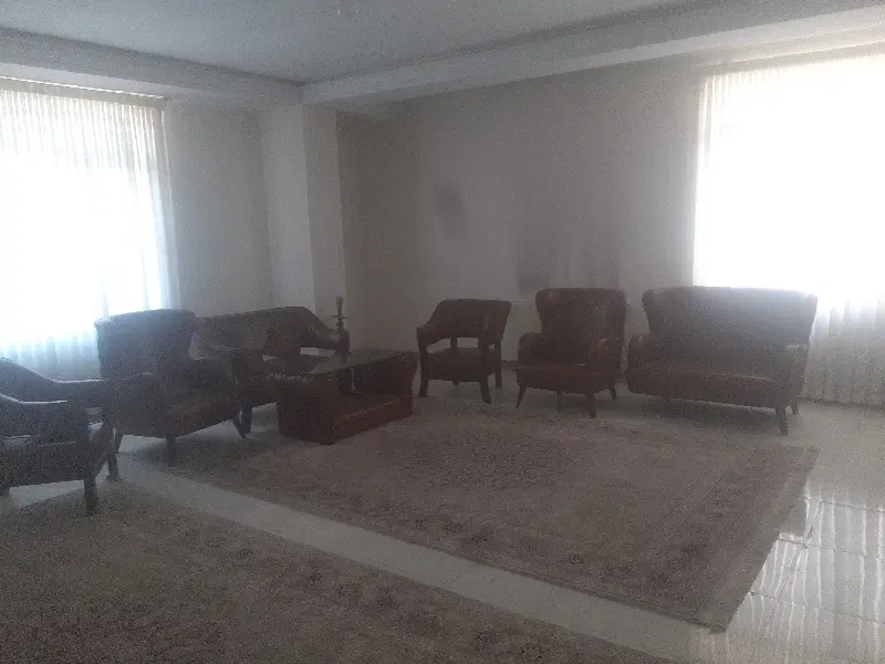 اجاره ۸۰متری در شهرک صدف(اداری-مسکونی)