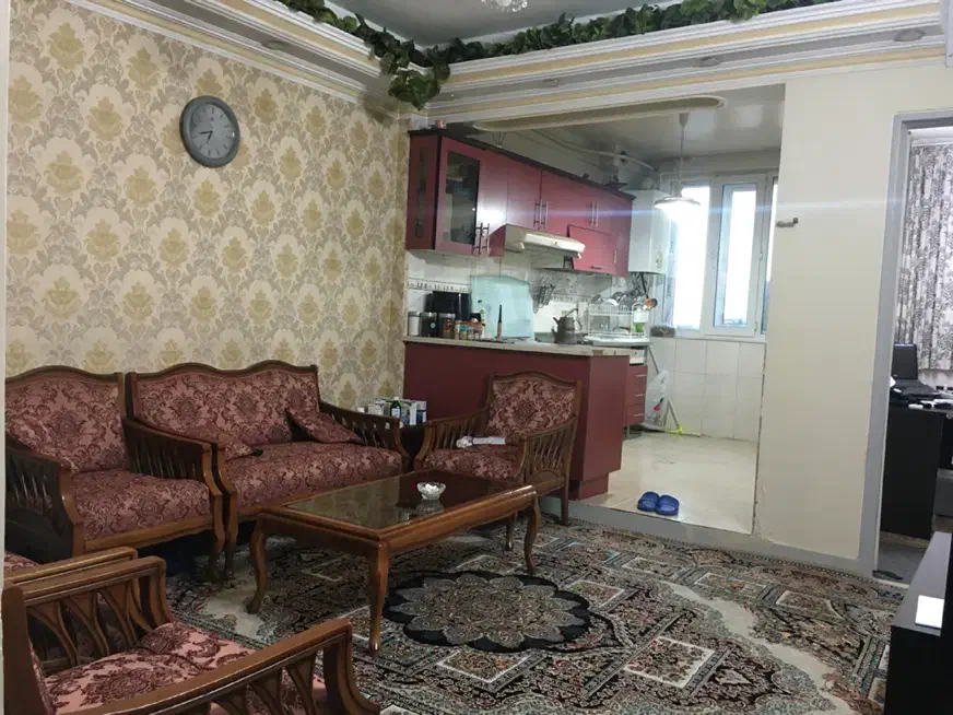۴۸ متر همراه با پارکینگ اصلی _ انباری _ آسانسور