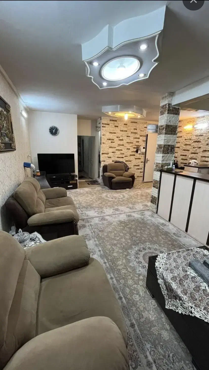 ۶۰متر ۱خواب زیرهمکف چهارصددستگاه کامبیز _حیاط دار