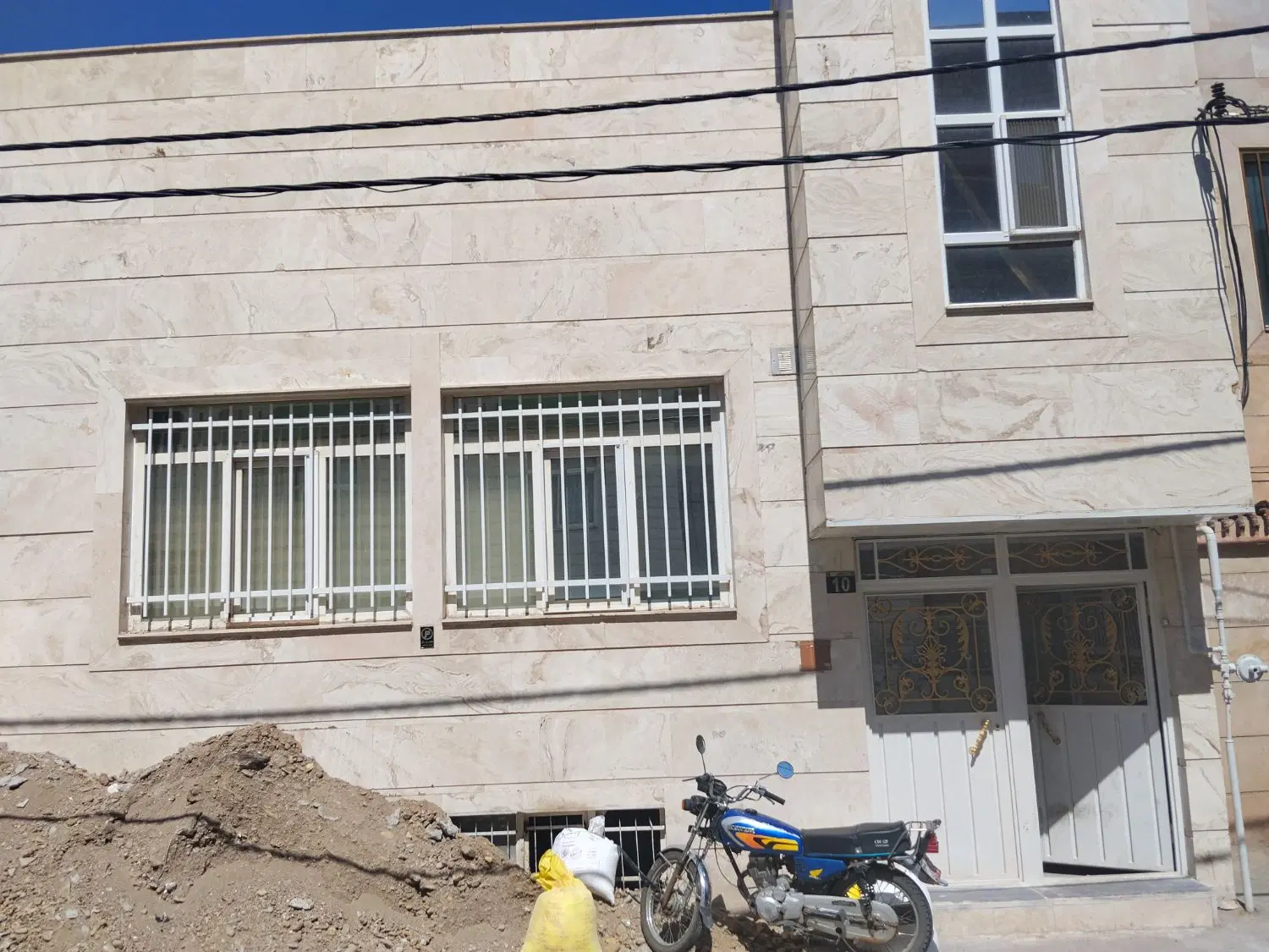 خانه ویلایی بازسازی شده