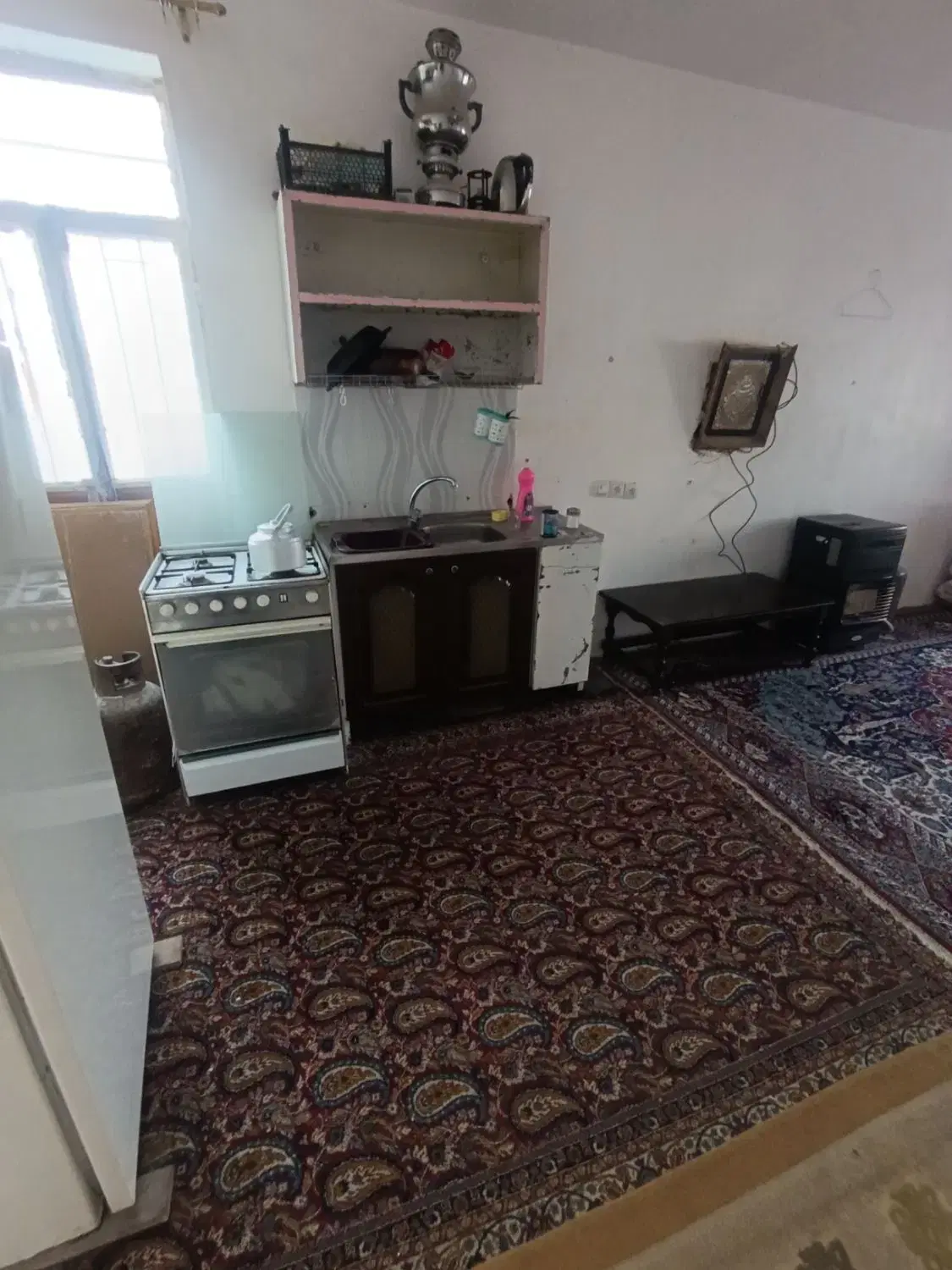سوییت مجهز (داخل مرکز بازار زابل)