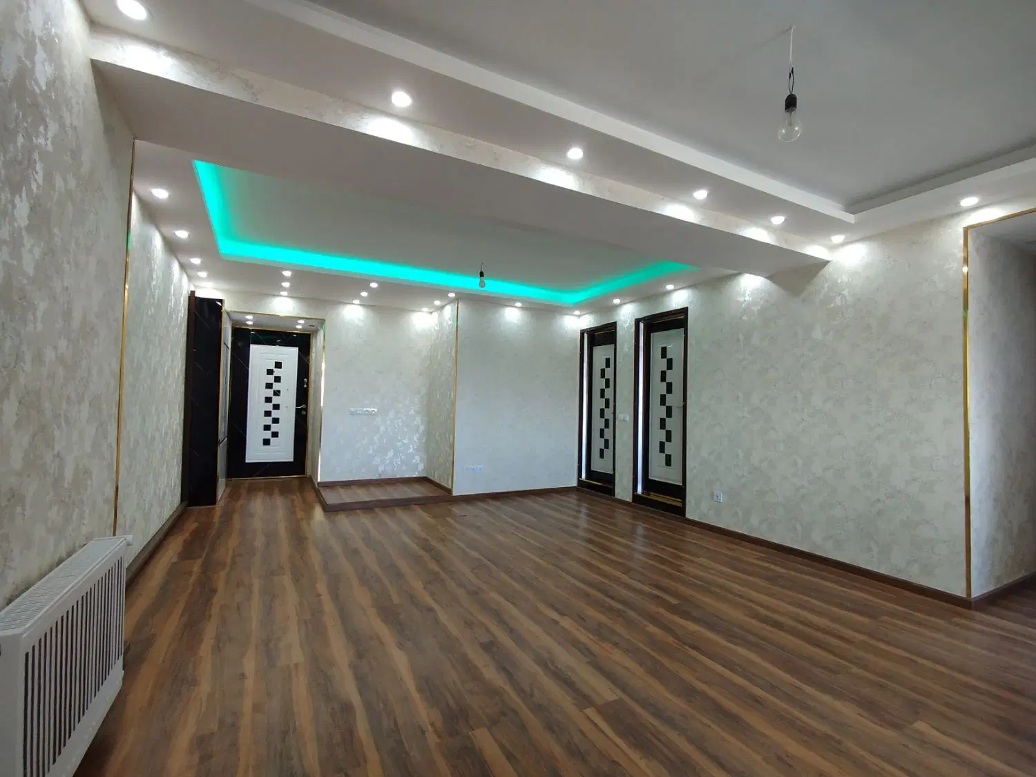آپارتمان ۸۰ متری علامه امینی
