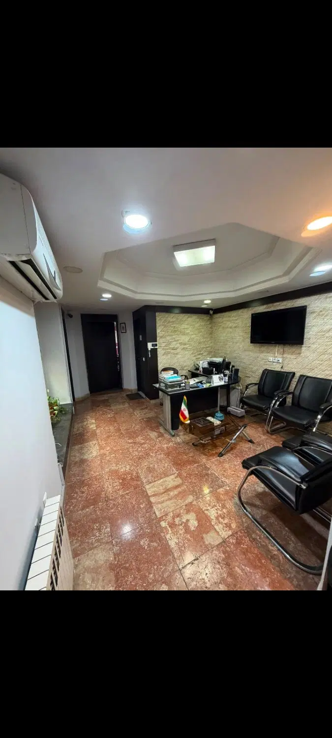 ۱۱۰متر بر خیابان مطهری شیک