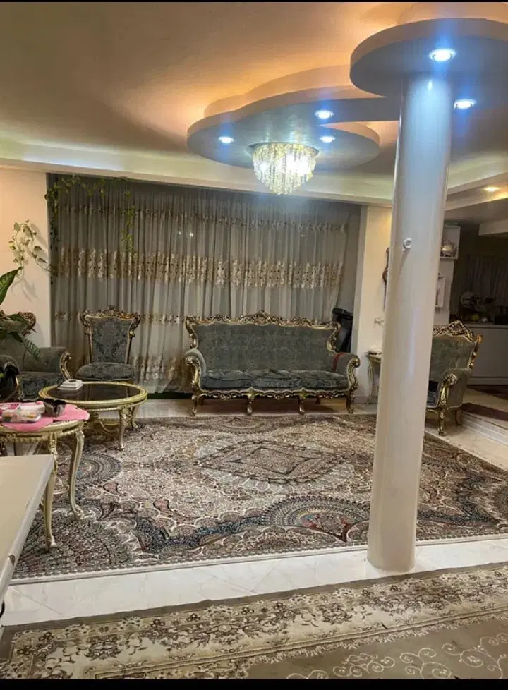 آپارتمان۱۱۰ متری