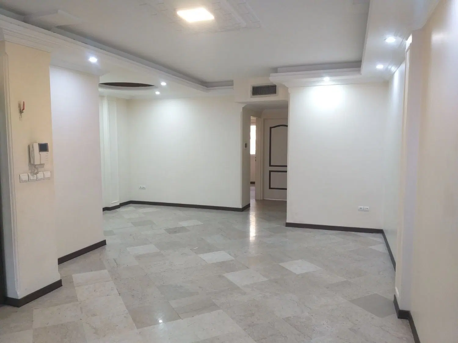 آپارتمان 86 متری  دو خواب سبلان جنوبی