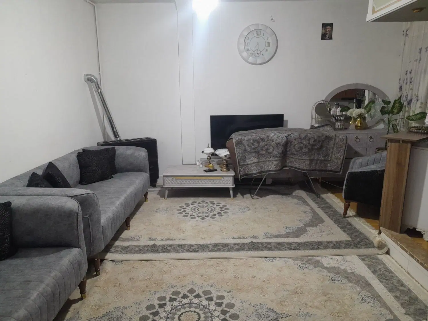 60 متری مالکانه 4 واحدی دانشگاه غزالی