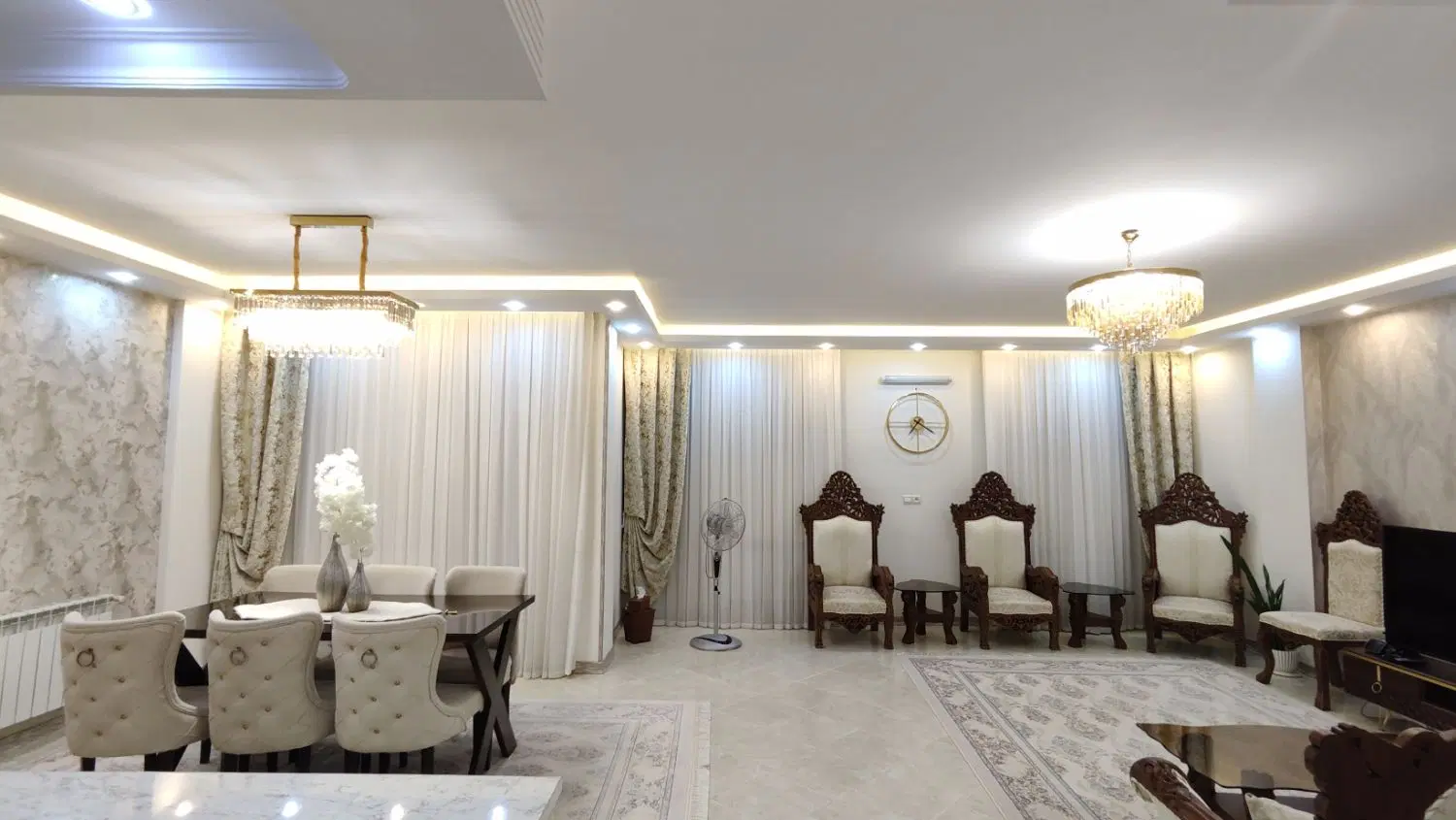 منزل مسکونی بازسازی شده خوش نقشه ۳ طبقه با سوییت