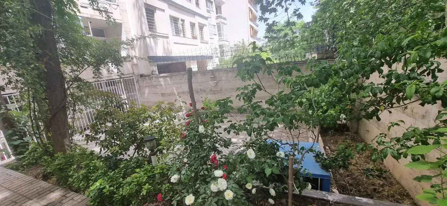 ۱۶۰متر آپارتمان سه خواب قدیمی