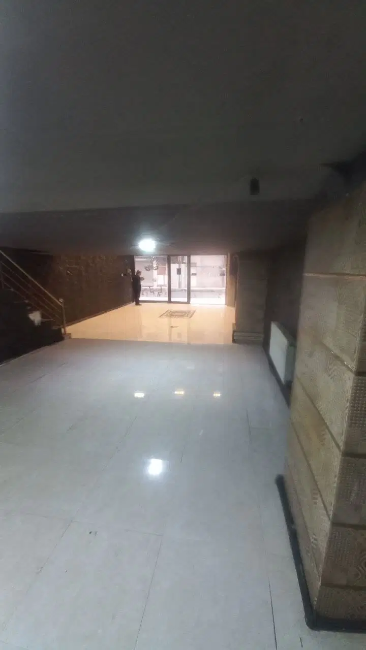 اجاره مغازه ۱۳۰ متری نسیم شهر (عنوان آگهی)