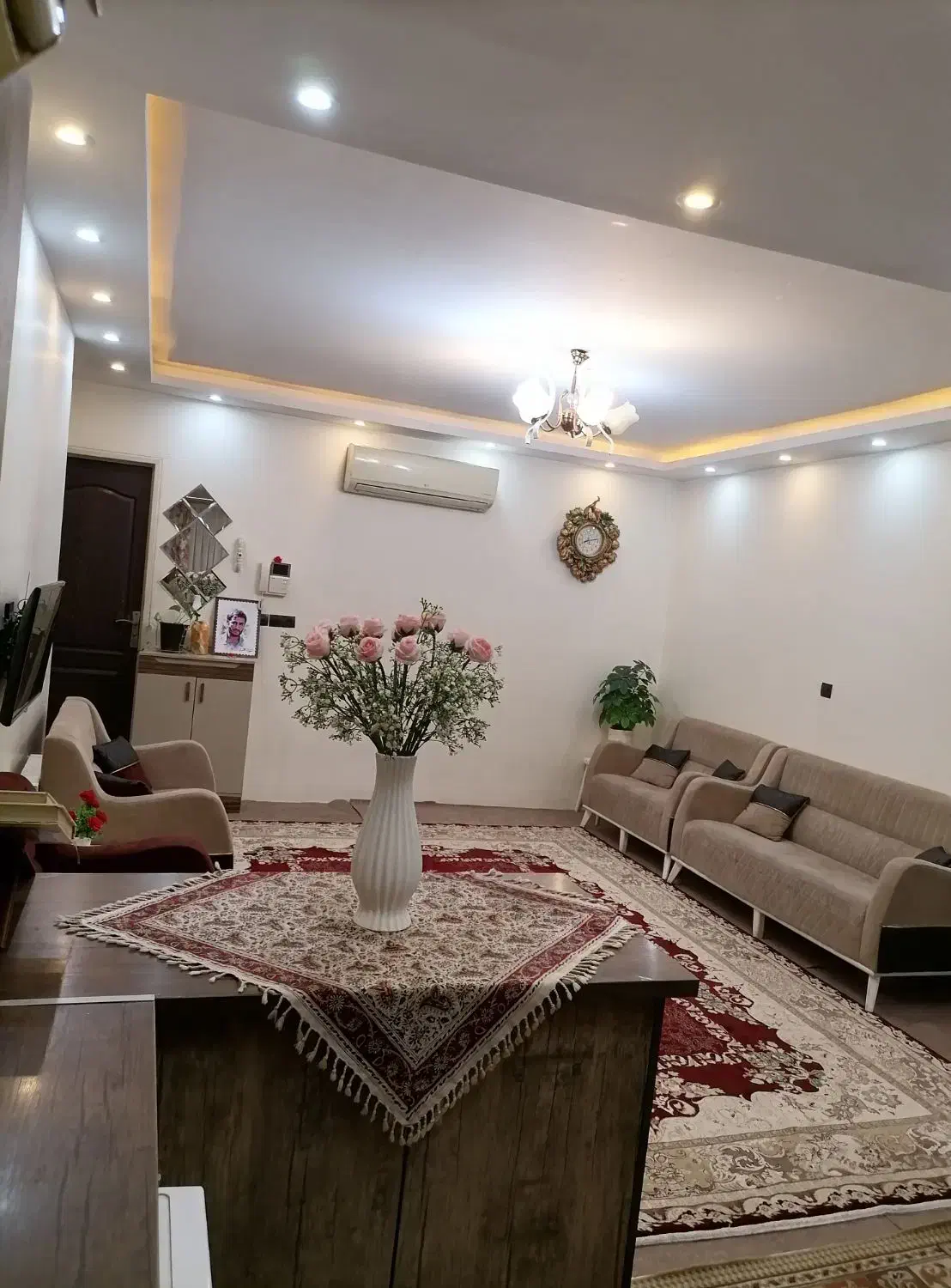 ۷۲متر_دو خواب_پارکینگ_آسانسور_انباری کاذب بزرگ