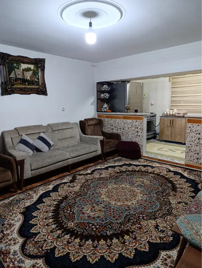 خانه نصرت آباد