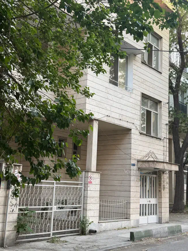 کلنگی ۳۴۰ متر الهیه