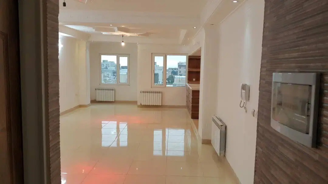 اپارتمان ۱۰۷ متری زیباشهر