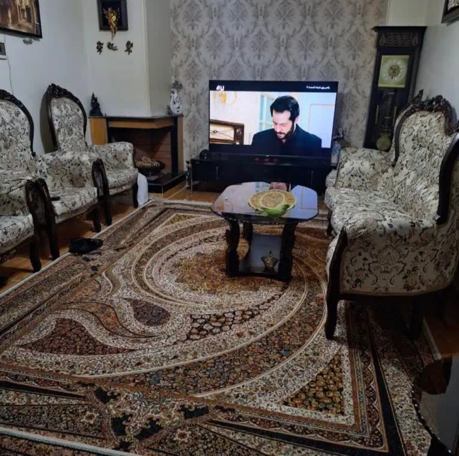 ۵۳ متری فاز یک سوم شرقی رهن و اجاره
