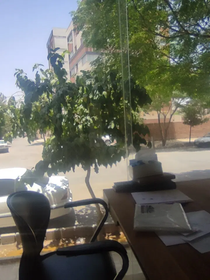 مغازه فروشی