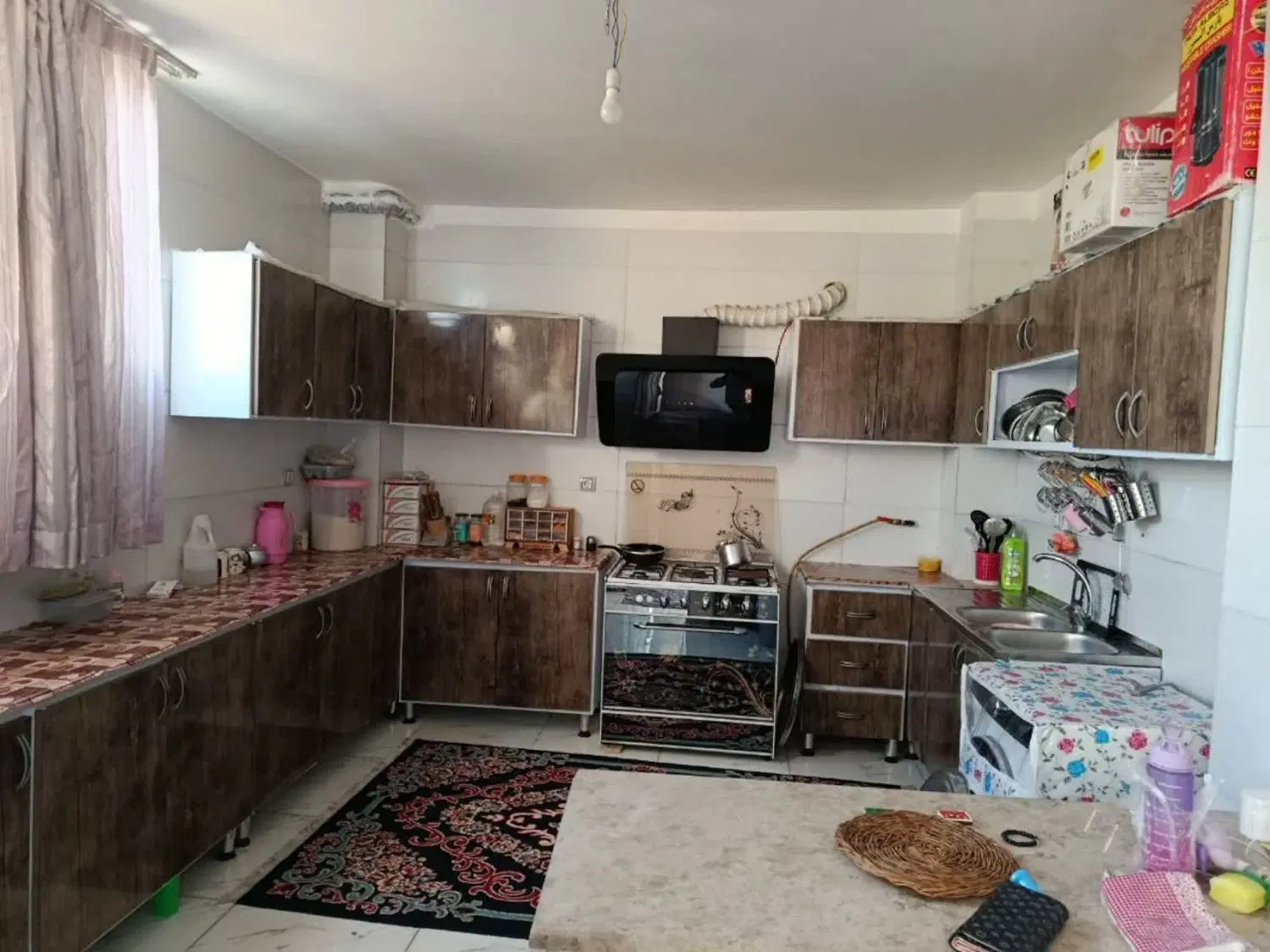 فروش واحد مسکونی انتهای خیابان کاوه شهرک ولعصر