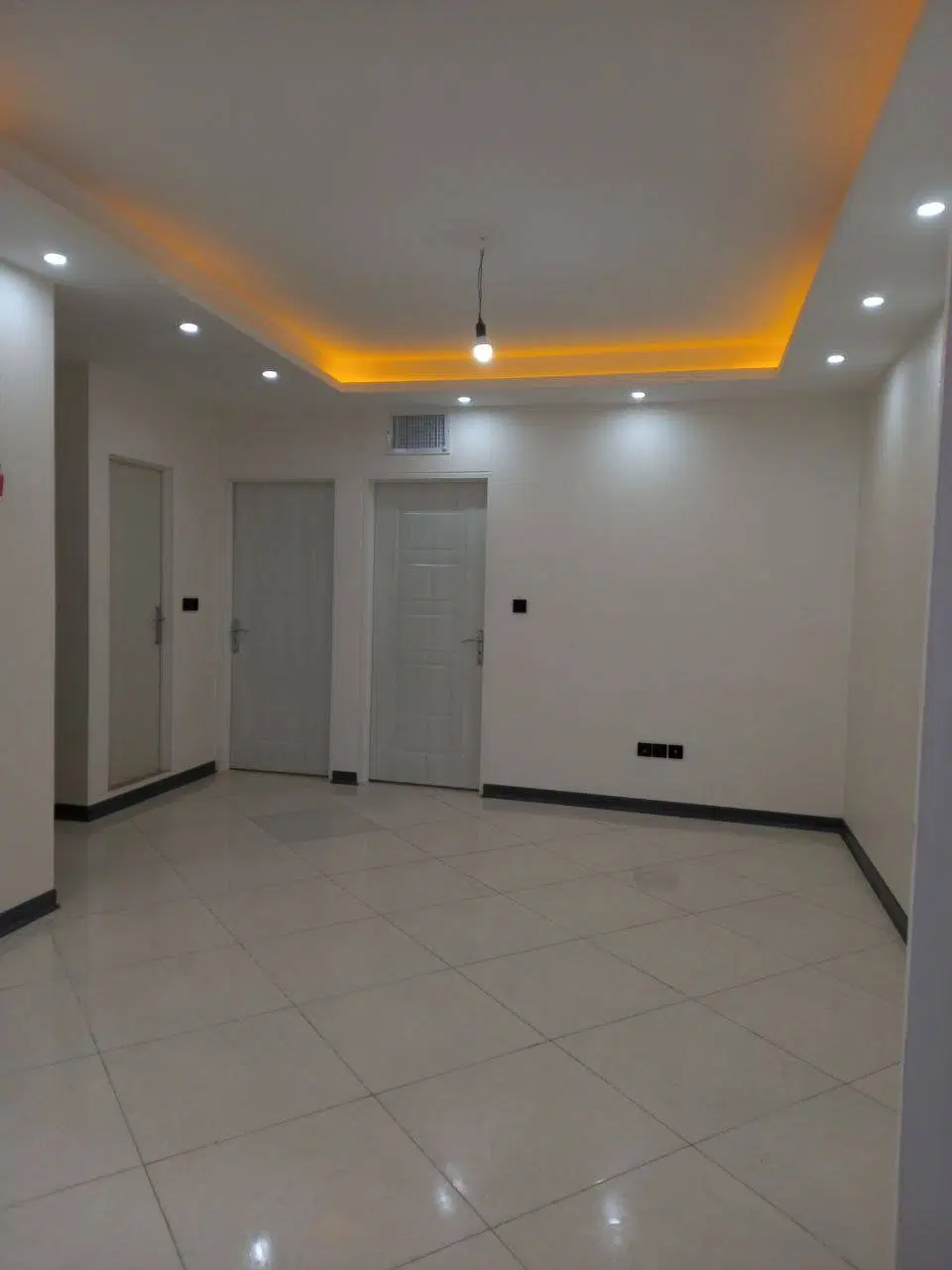 ۶۴ متر ۲خواب روبه نما