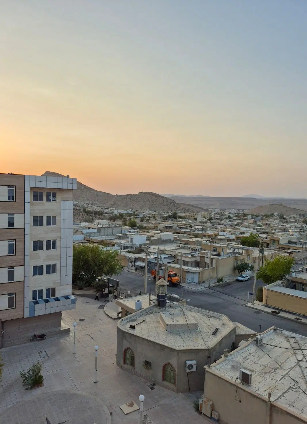 واحد مجتمع احسان با پارکینگ (مالک هستم)
