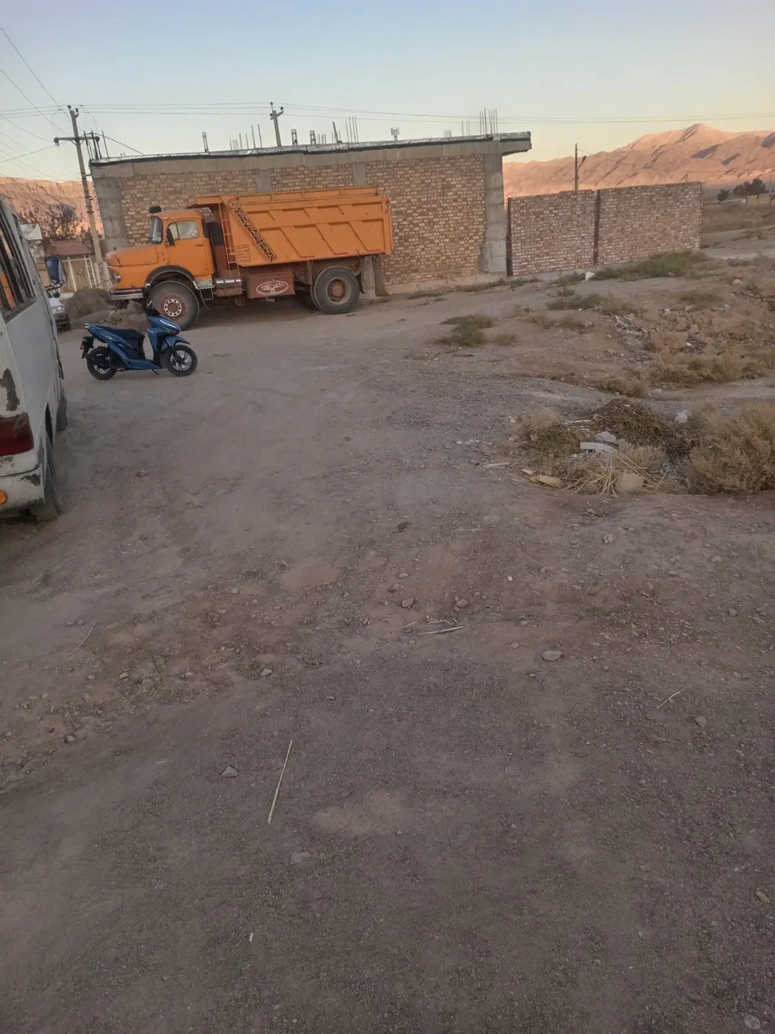 زمین اکبرآباد