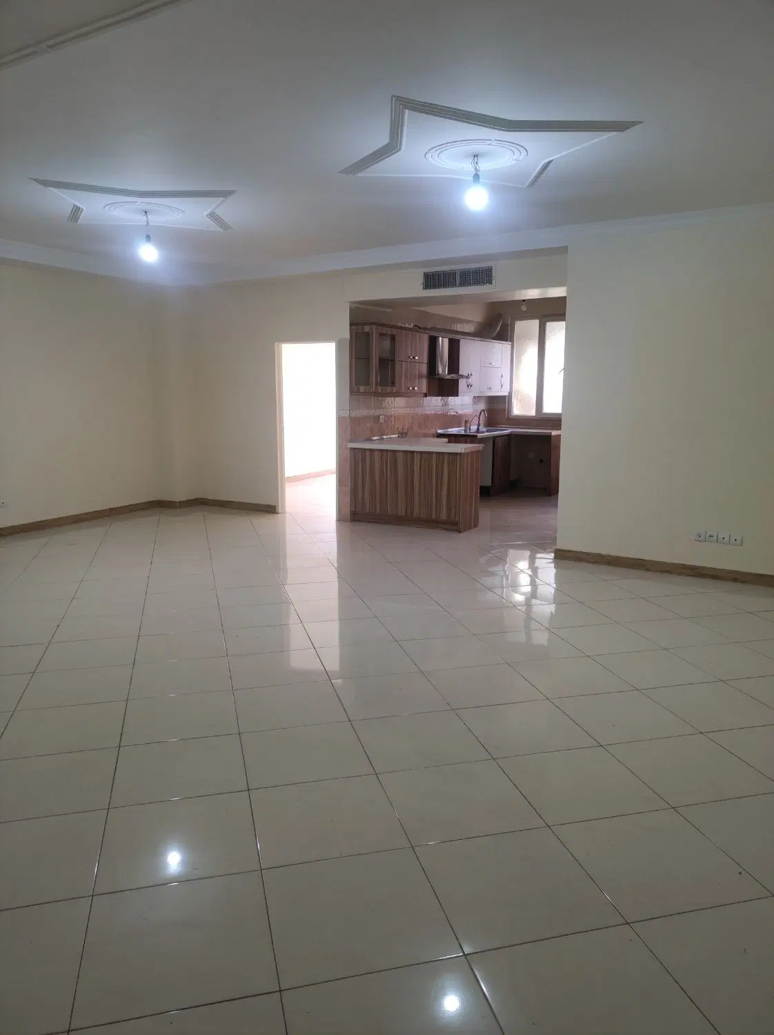آپارتمان ۱۲۰متری فول امکانات