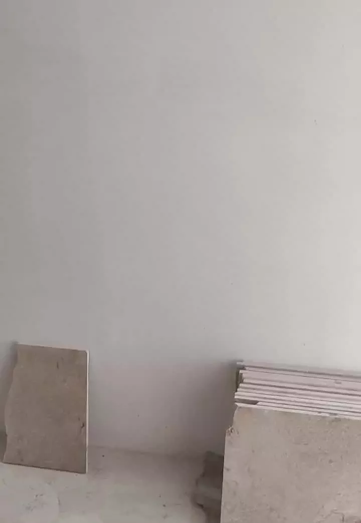۱۲۰ متر نوساز _ فول امکانات _ مدارک معتبر
