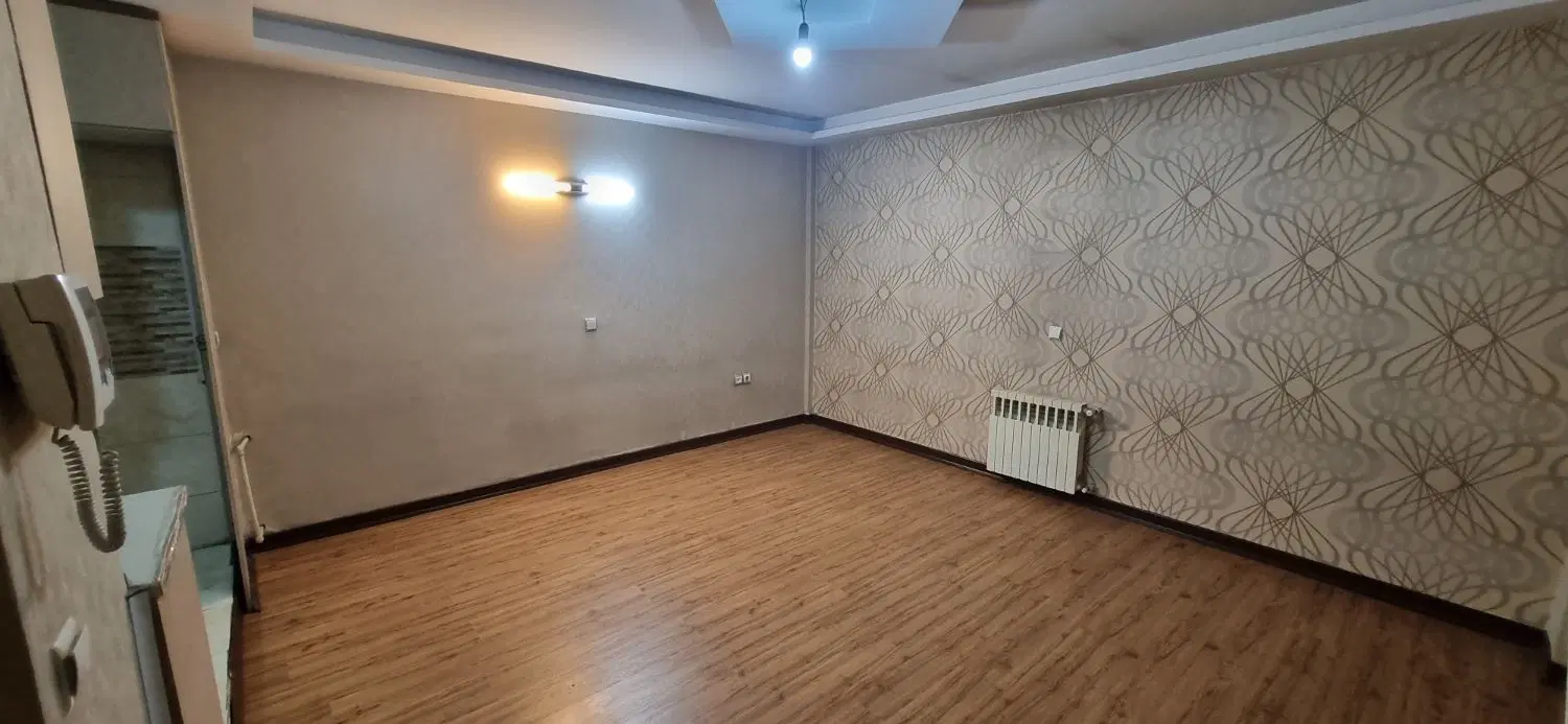 اجاره مسکونی ۵۰ متری میدان شکوفه