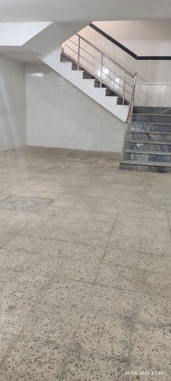 سالن زیرزمین برای اجاره