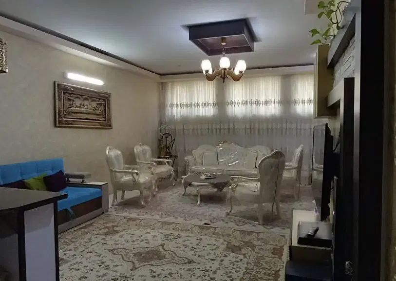واحد 86 متری  بسیار تمیز
