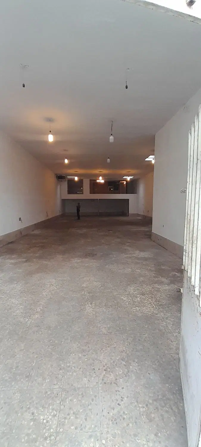 رهن و اجاره کارگاه ۲۲۰ متری