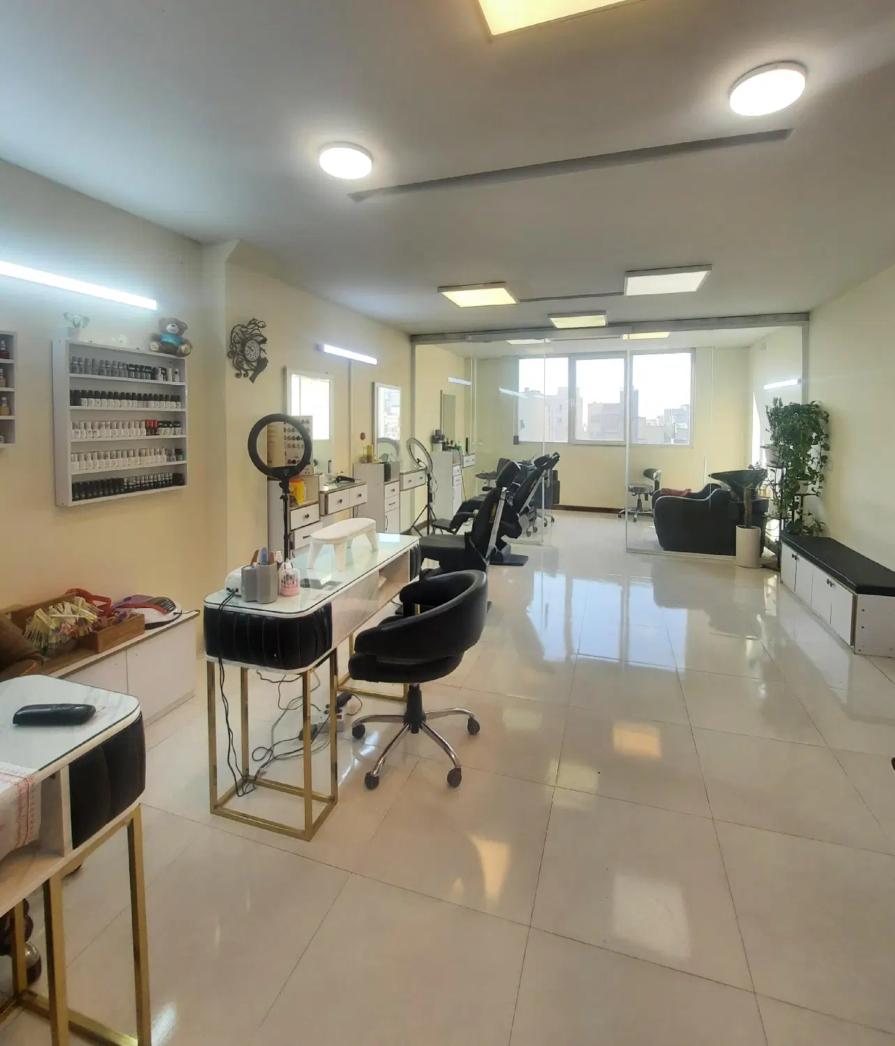 فروش مغازه60متری دراریاشهربلوارگلاب خوش قیمت