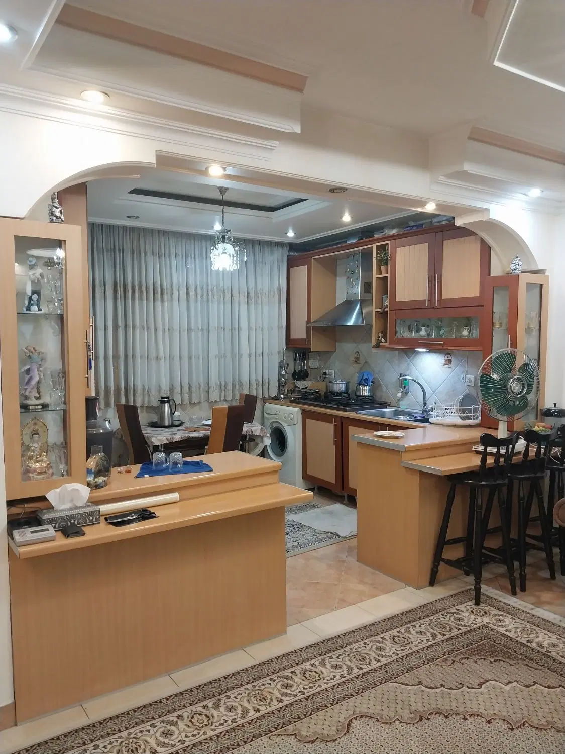 ۸۶ متری _ فول بازسازی شده  _ پارکینگ ، انباری