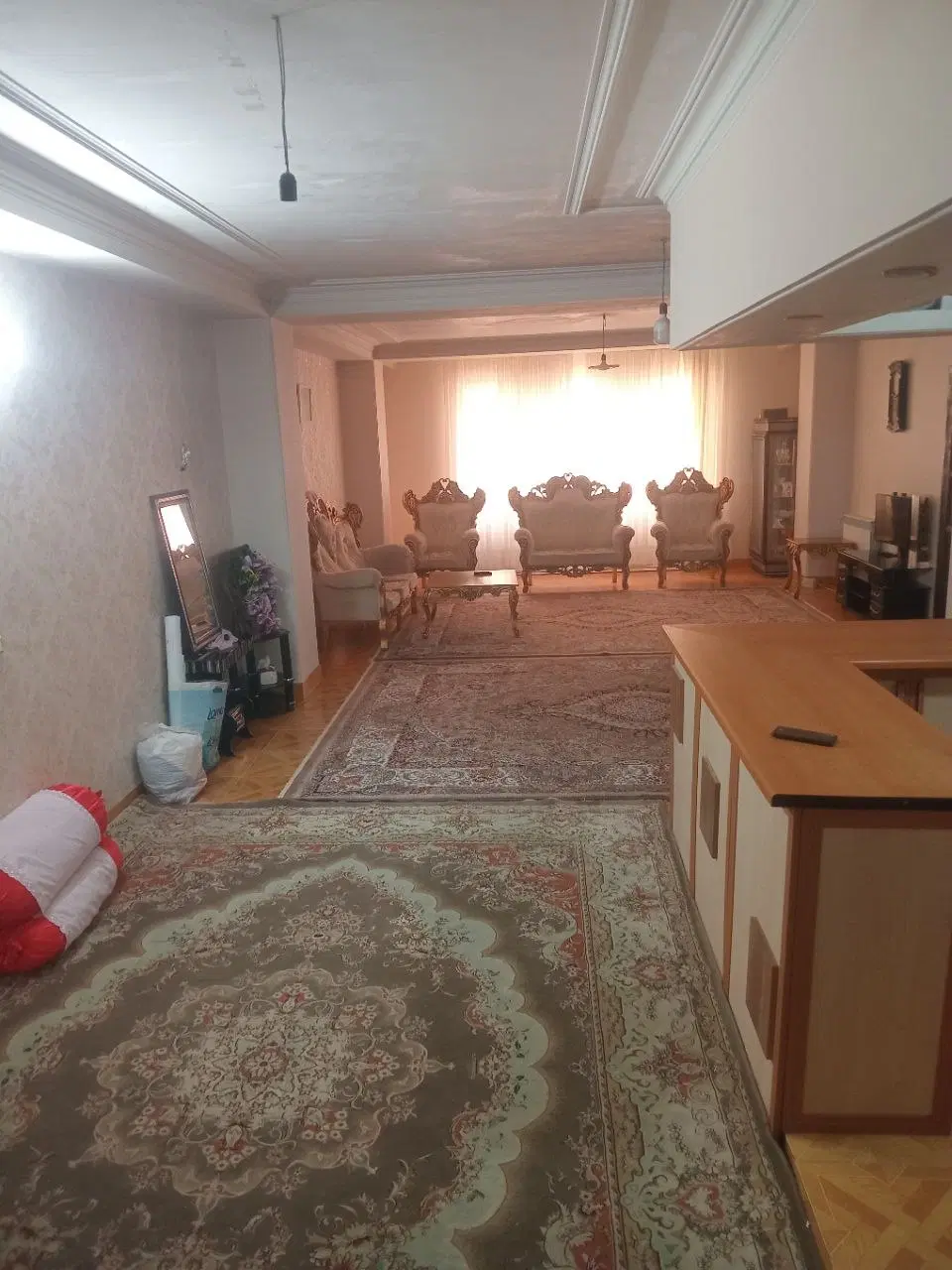 اجاره واحد ۱۰۰ متری با پارکینگ اختصاصی