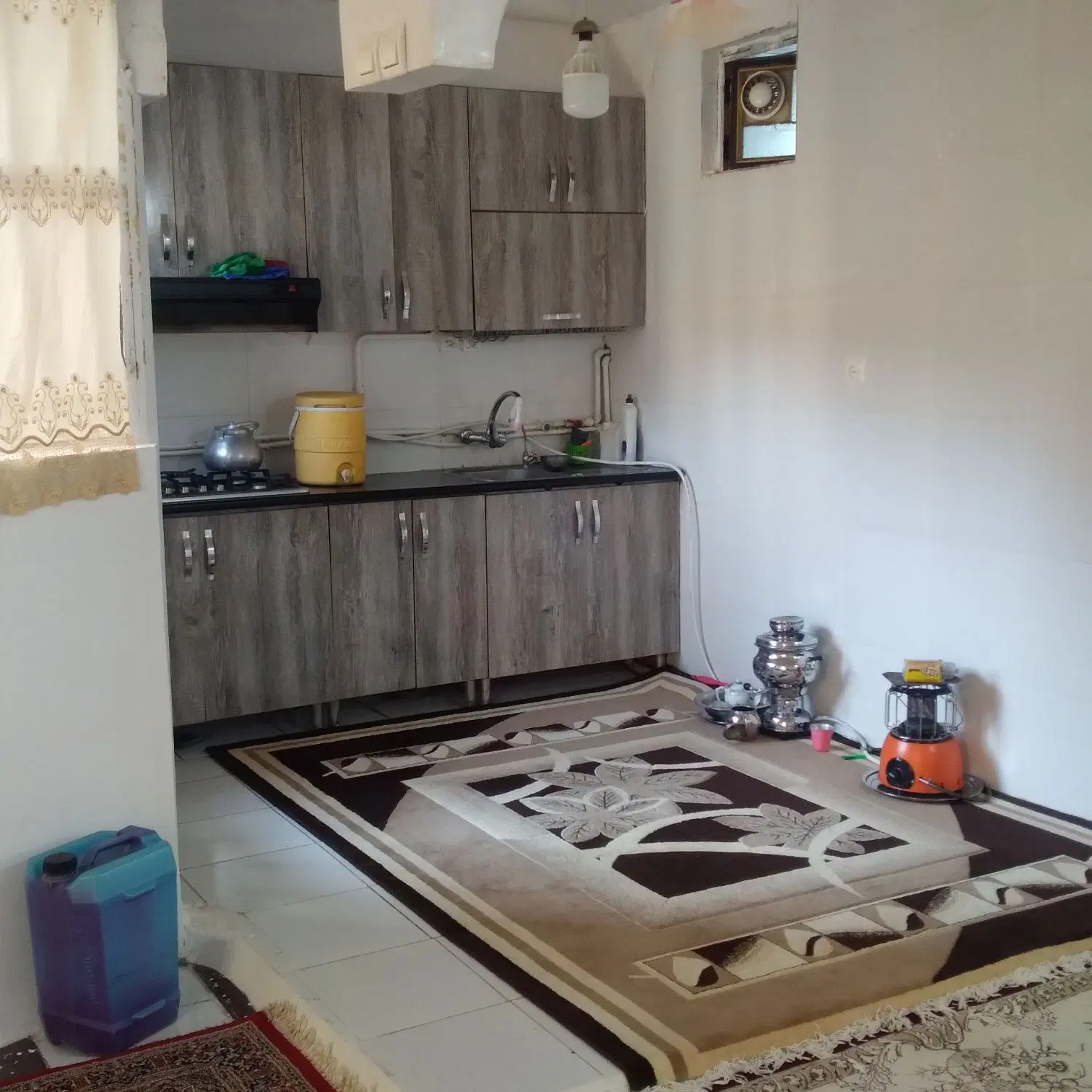 واحد۱۰۰ متری اجاره ای
