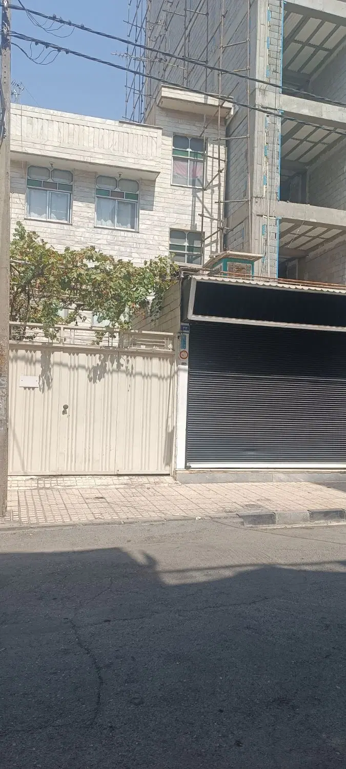 یک واحد آپارتمان 80متری تک واحدی طبقه اول