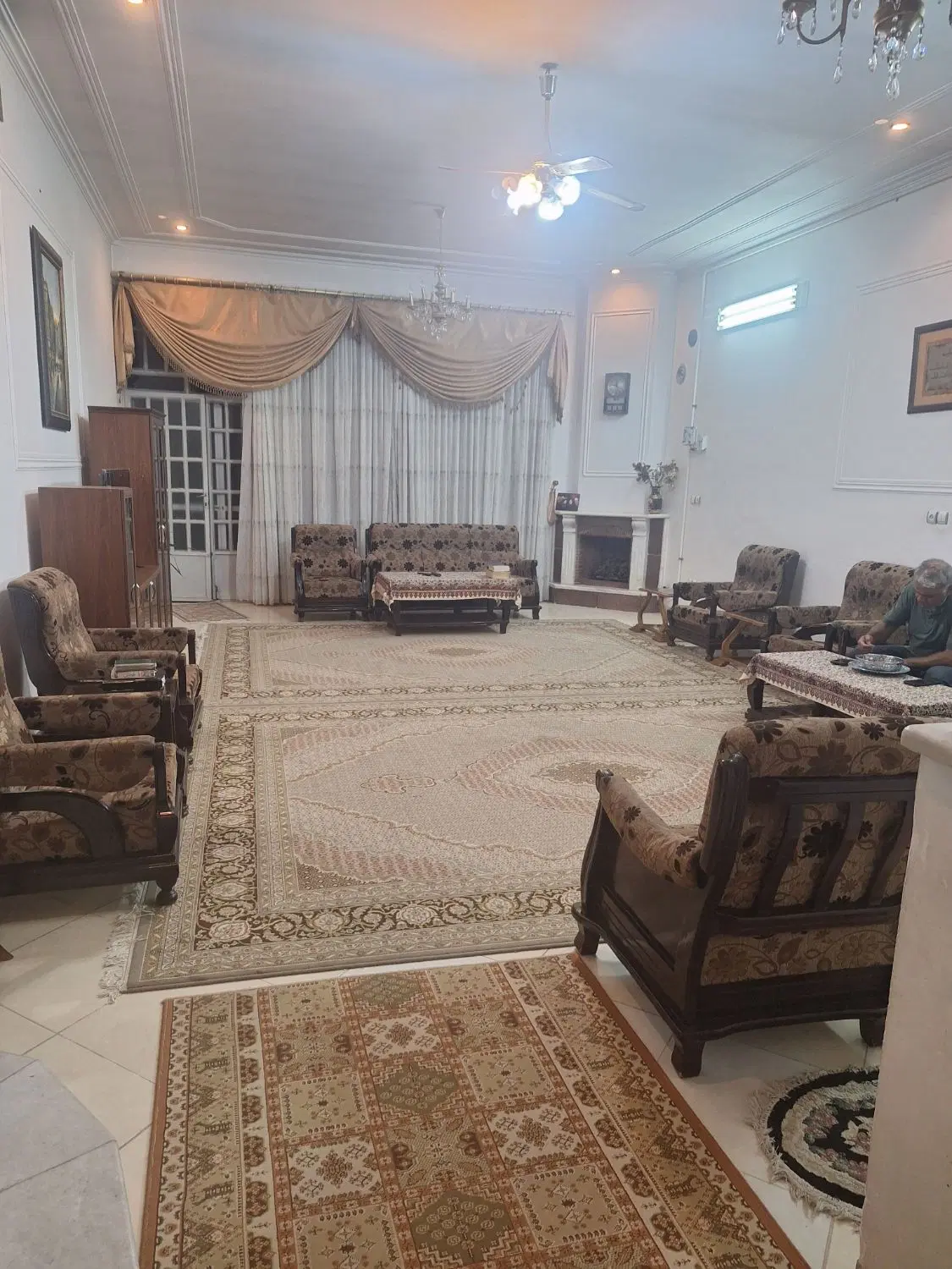 منزل۲۳۶متر _دو طبقه_هر طبقه دو خواب_