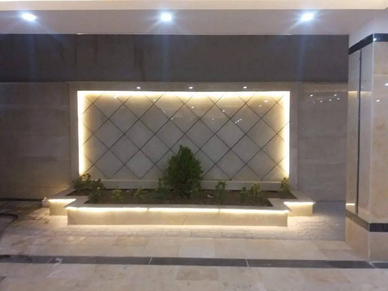 ۱۳۸ مـتـر تـک واحـدی نـوسـاز تاپ لوکیشن