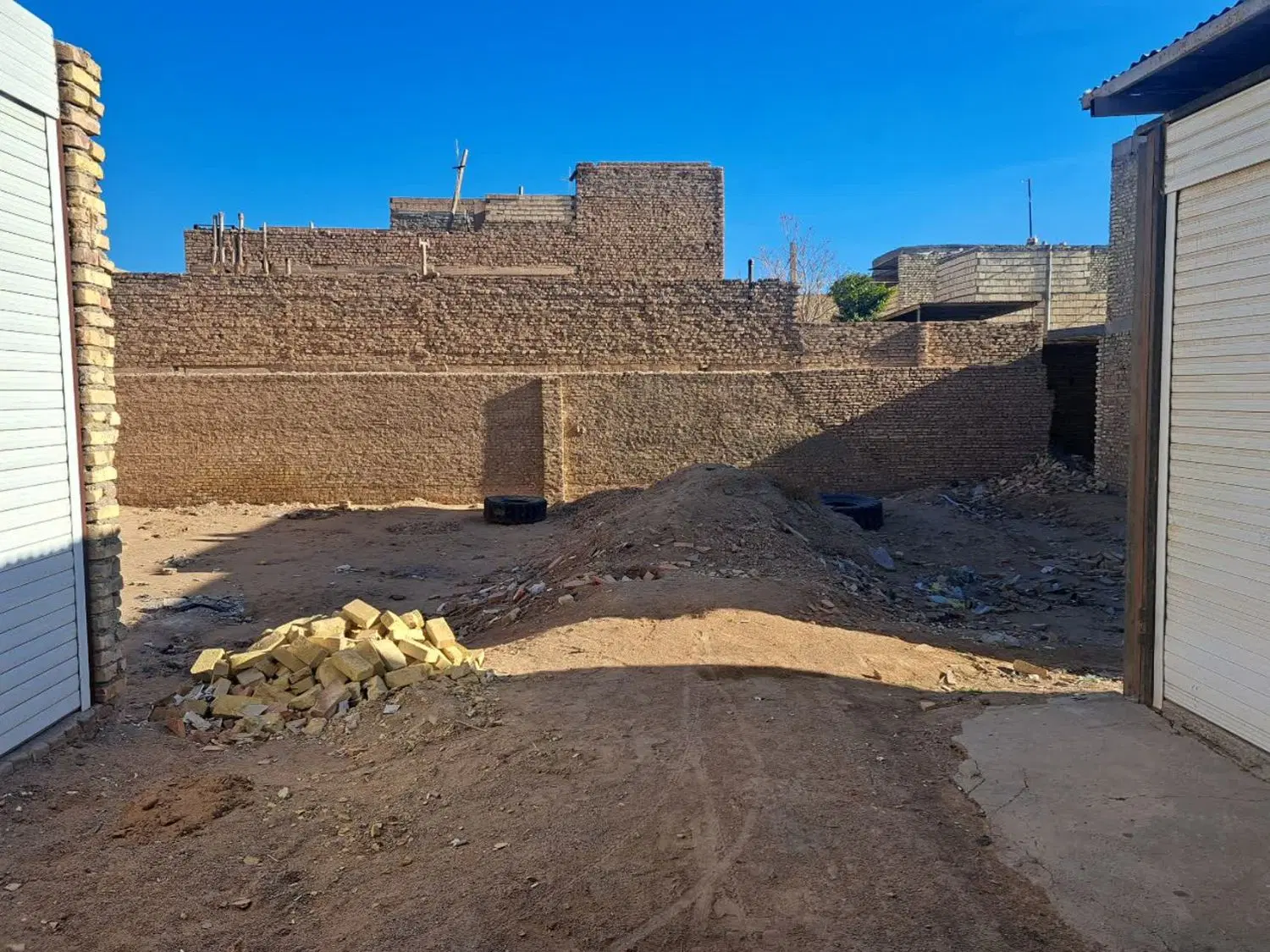 زمین ۱۷۰متری