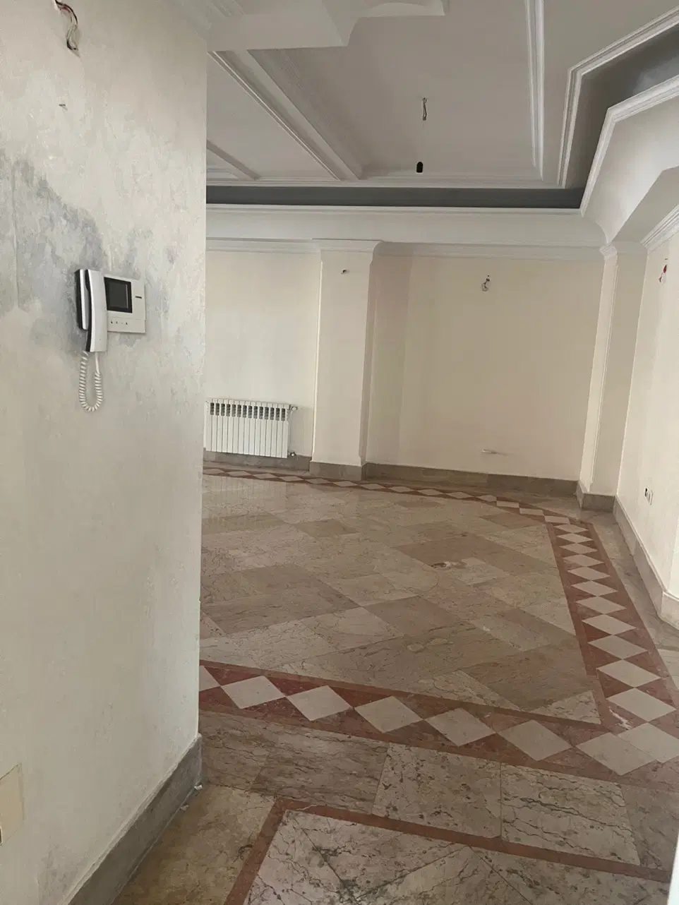 سهروردی شمالی پارک اندیشه۱۲۸متر۳خوابه ۱۵ساله تخلیه