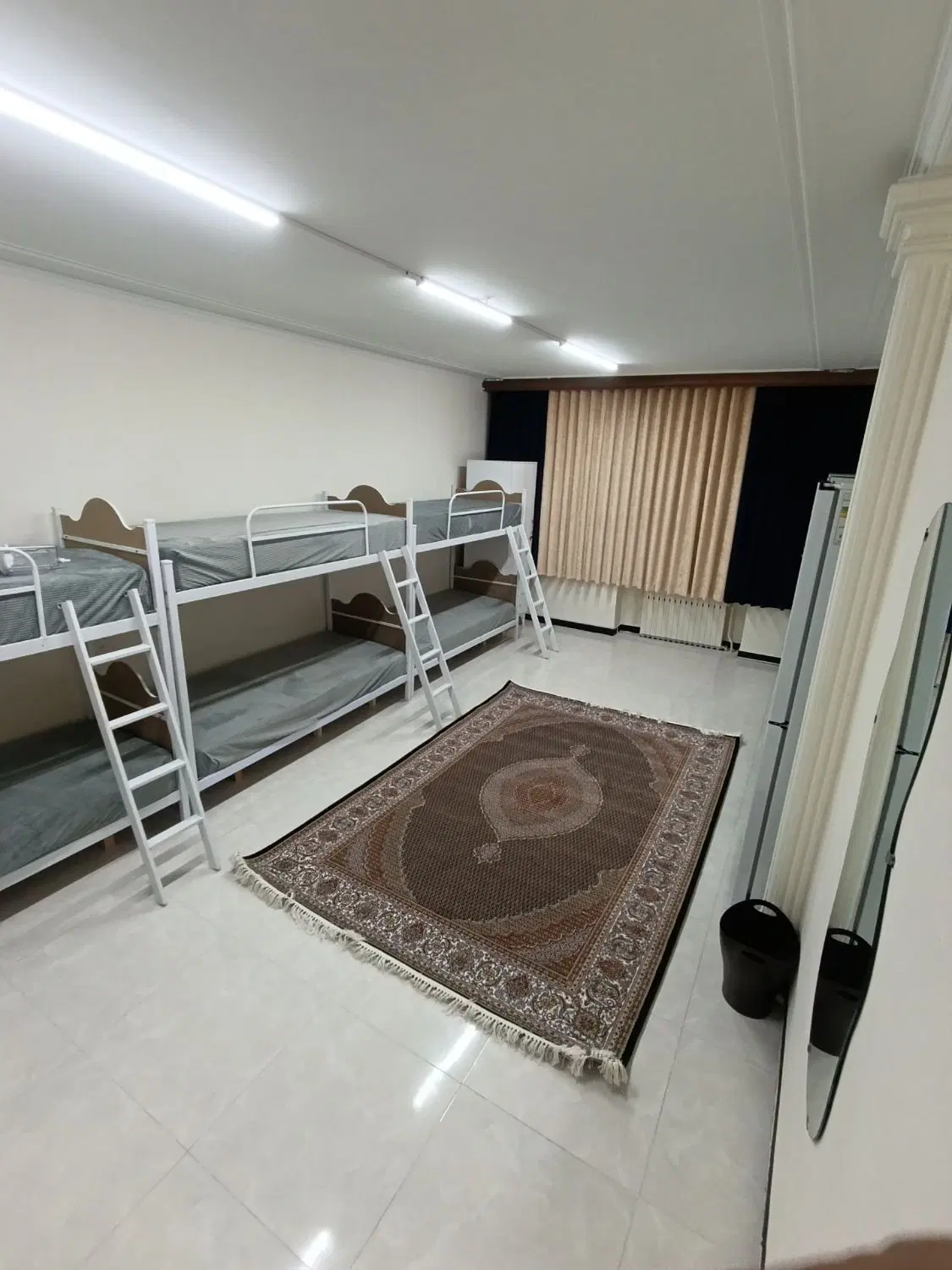 خوابگاه دخترانه فرشتگان