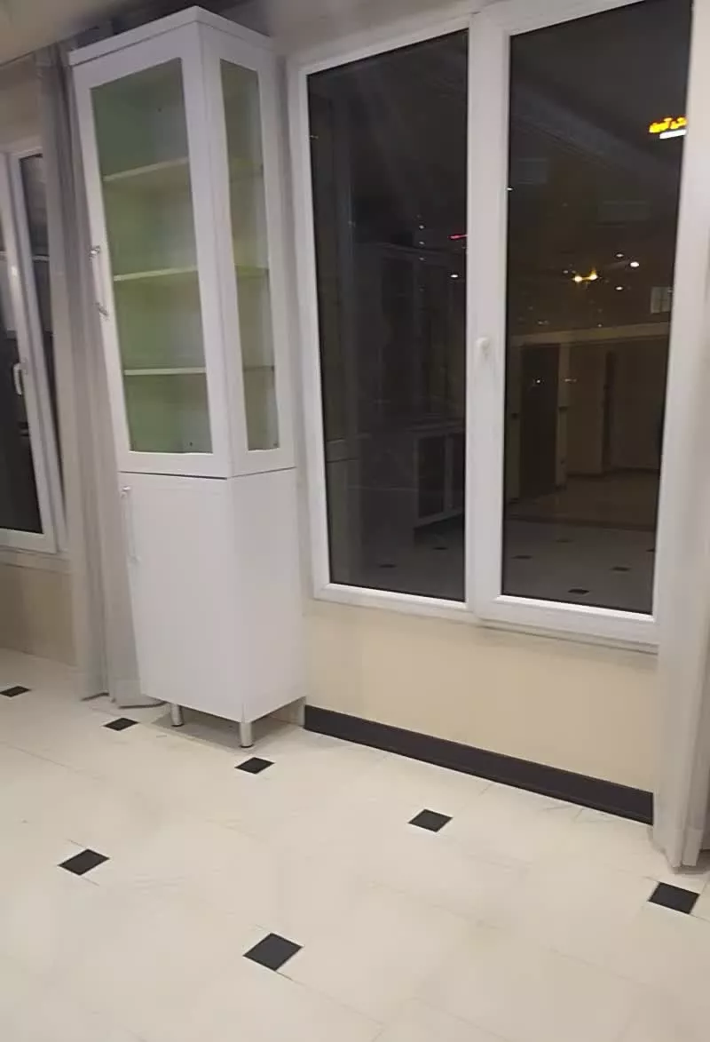 ۱۷۰ متر جنوبی، شهرک گلستان، قائم‌ها