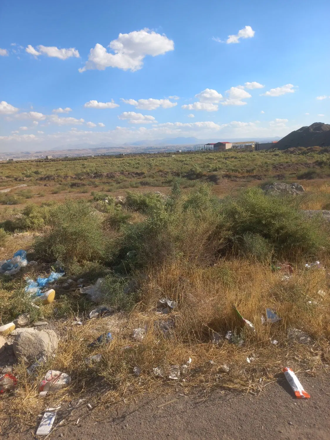 زمین کارگاهی جاده مایان خواجه دیزج