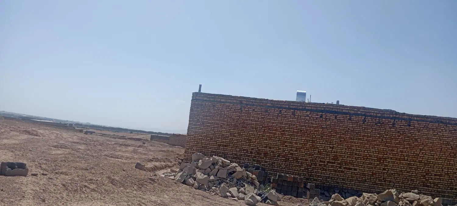 زمین حاجی آباد