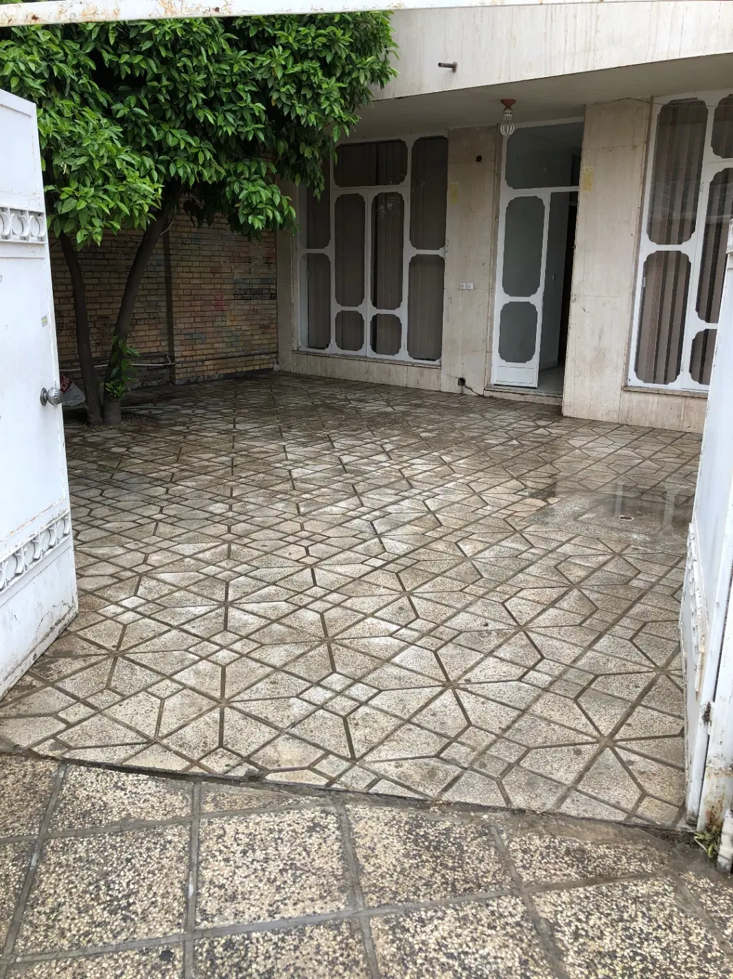 واحد ویلایی بر اصلی بعثت