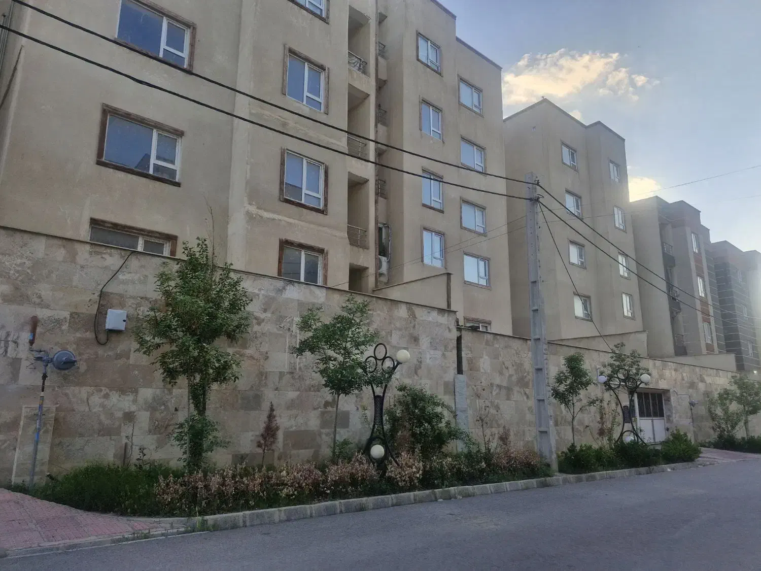 فروش سهام پروزه نگین پیروزی