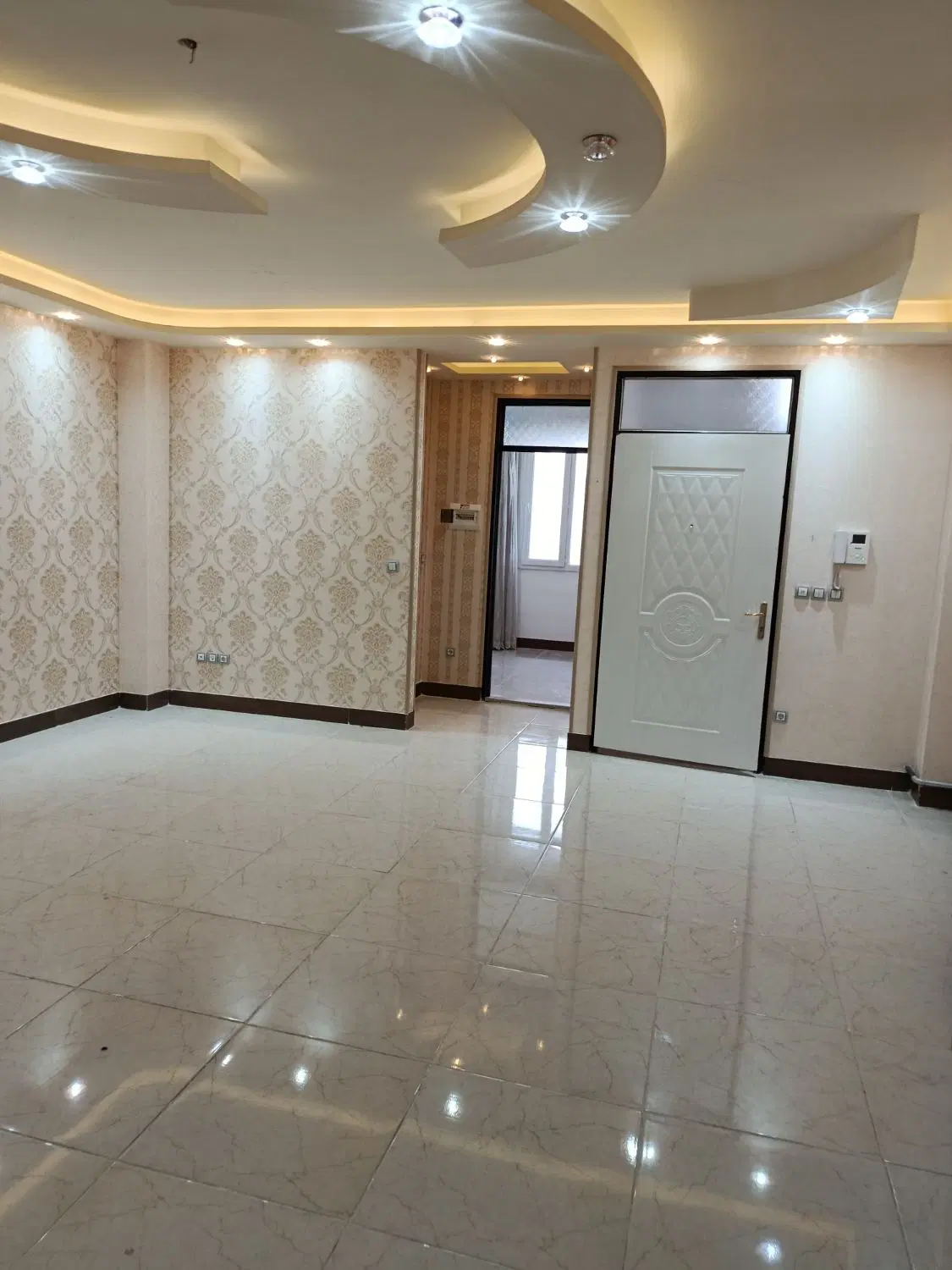اجاره خانه ویلایی طبقه دوم فول امکانات در جام جم