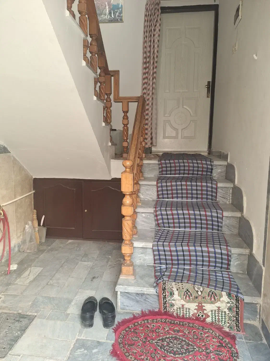 ساختمان دوطبقه درمارالان
